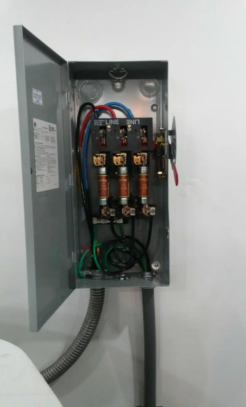 Three-phase disconnect switch installed for Electrical Wiring & Rewiring in Cottage Grove